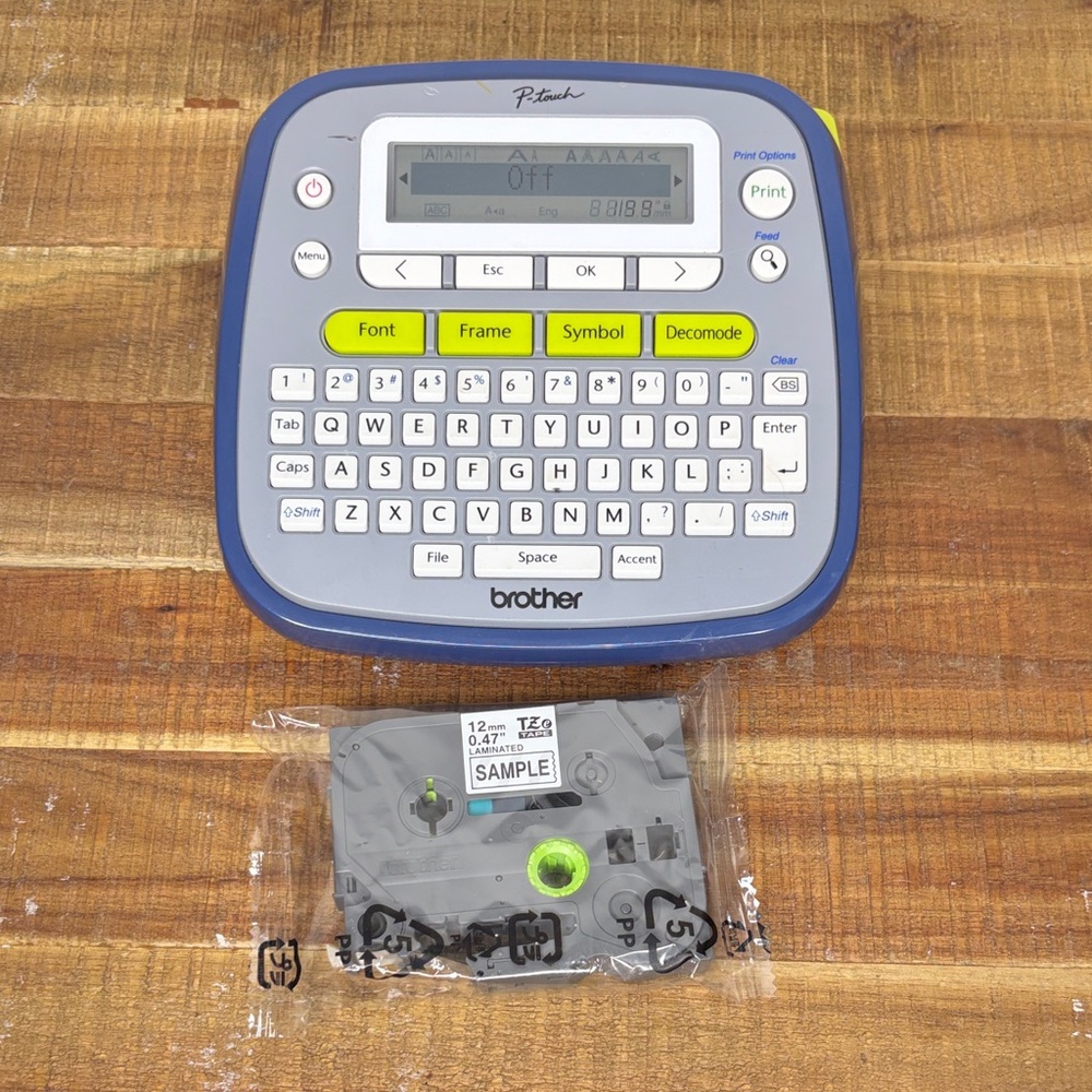 TESTED Brother PT-D200 Label Maker